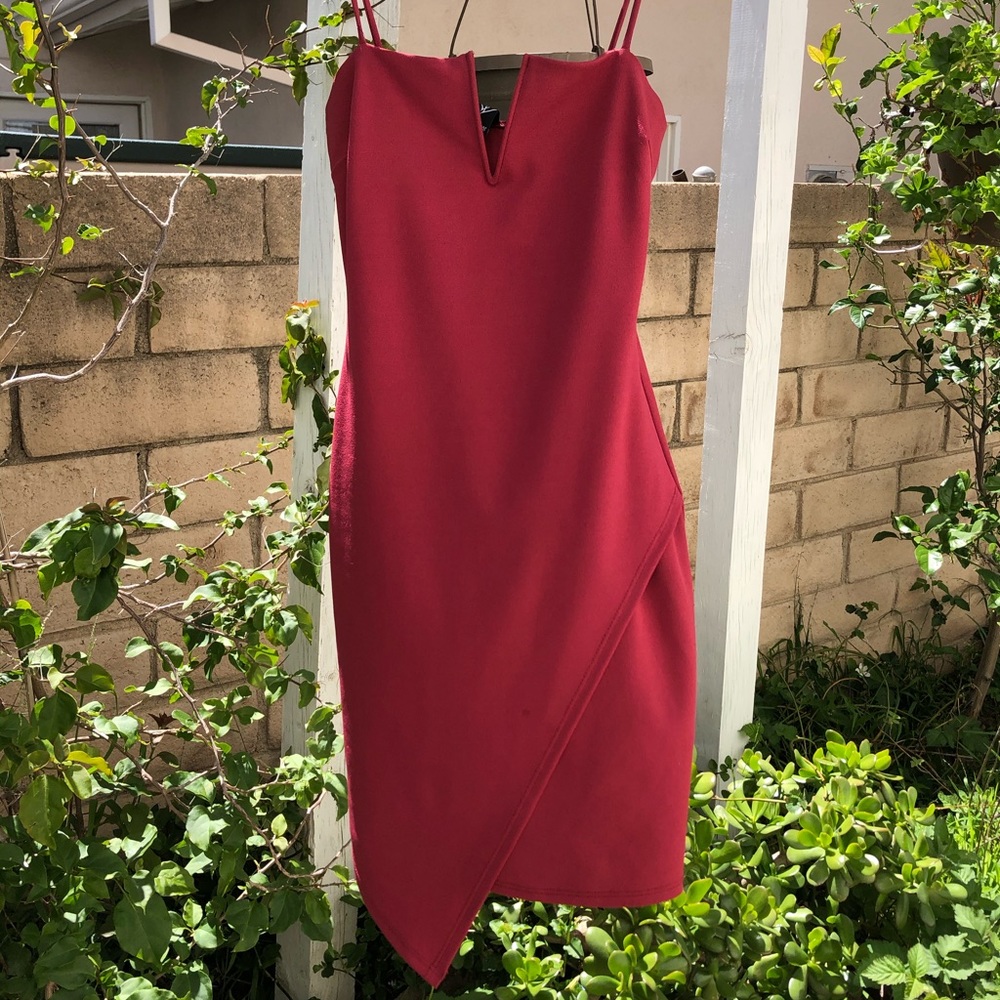 ‼️SOLD‼️dusty red asymmetrical bodycon dress